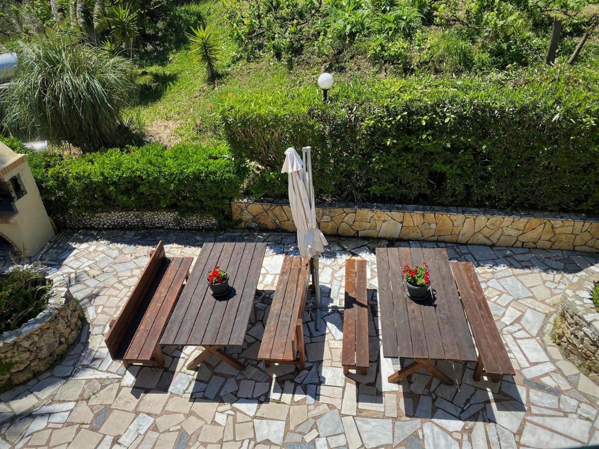 Ionian Escape Seaview Apartments Mesongi Ngoại thất bức ảnh